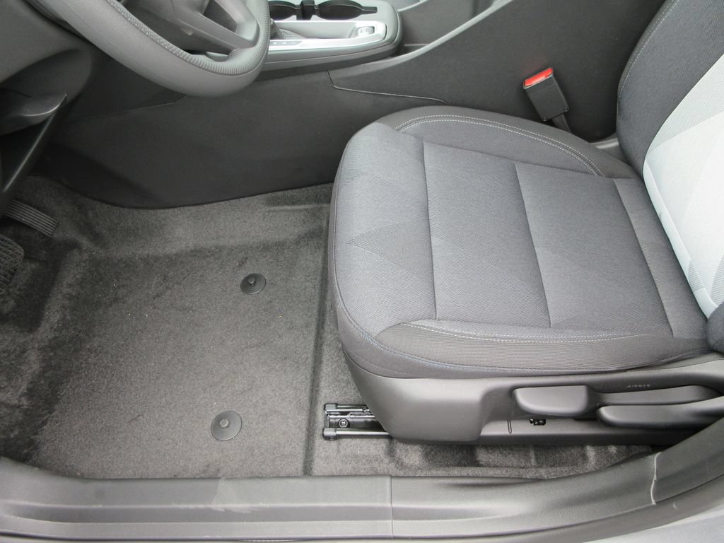 2026 Chevrolet Trax LS - Photo 19