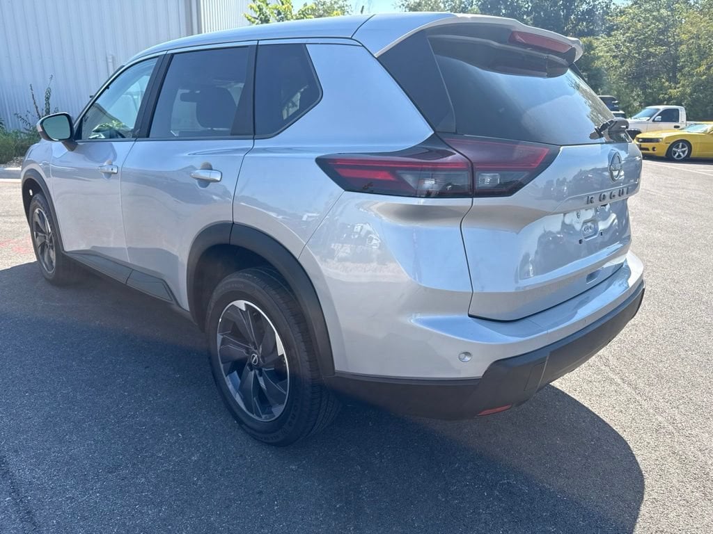 Used 2025 Nissan Rogue SV SUV