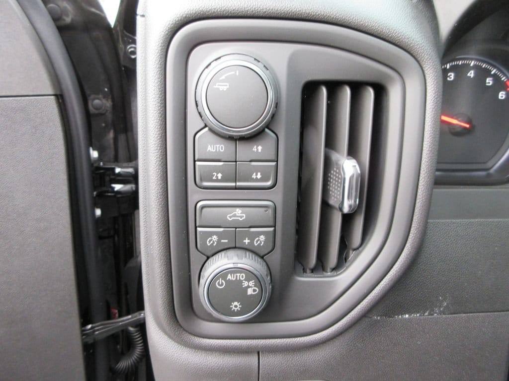 2026 Chevrolet Silverado 1500 Custom Trail Boss - Photo 25