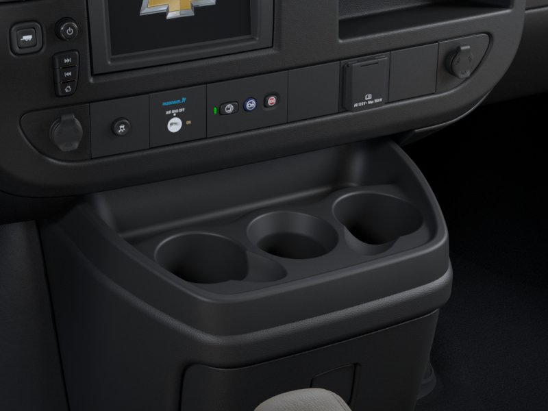 2027 Chevrolet Express Cargo Work Van - Photo 23