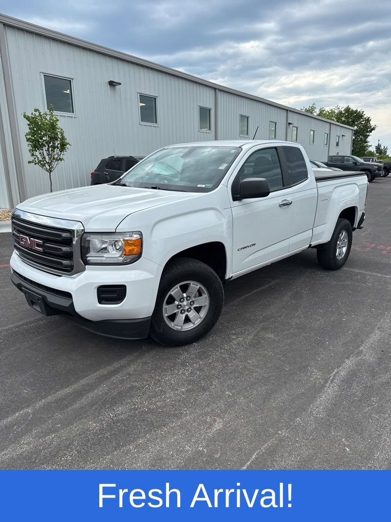 2020 GMC Canyon 2WD Base Extended Cab MYB's photo
