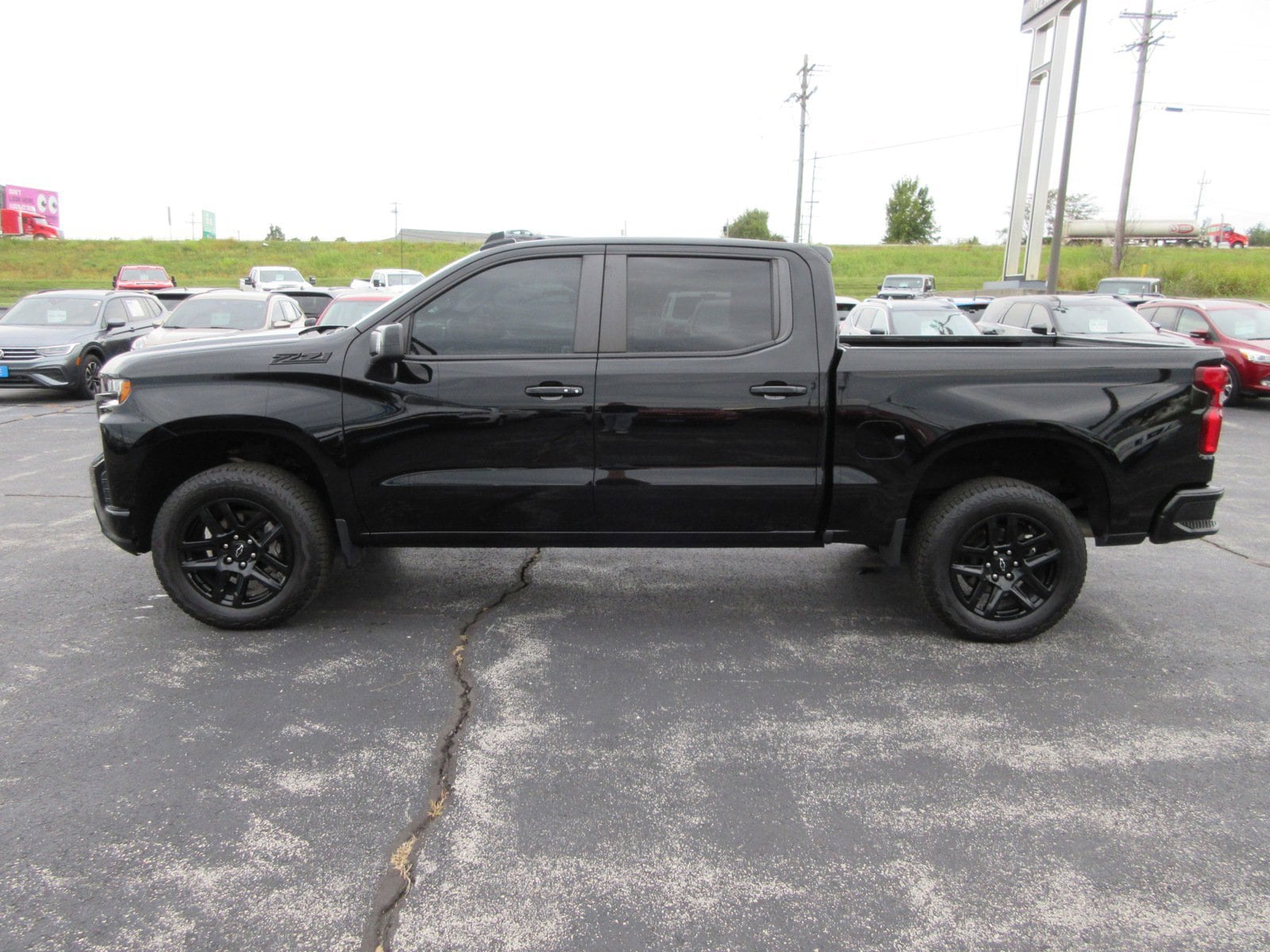 Used 2021 Chevrolet Silverado 1500 LT Trail Boss with VIN 3GCPYFEL8MG332220 for sale in Ozark, MO