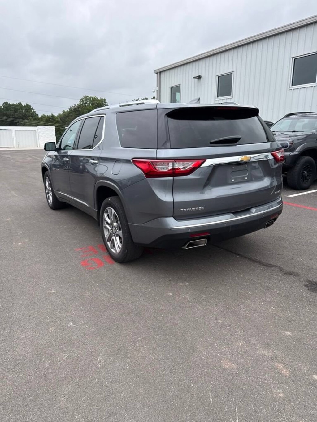 Used 2021 Chevrolet Traverse Premier SUV