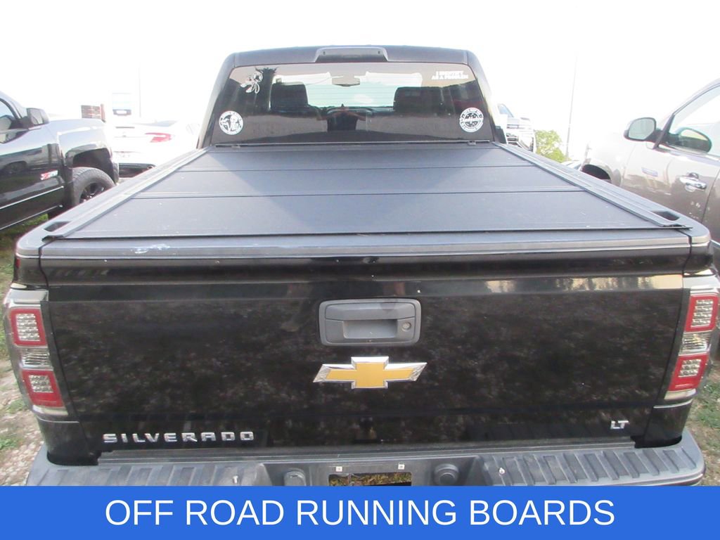 2017 Chevrolet Silverado 1500 LT photo 3