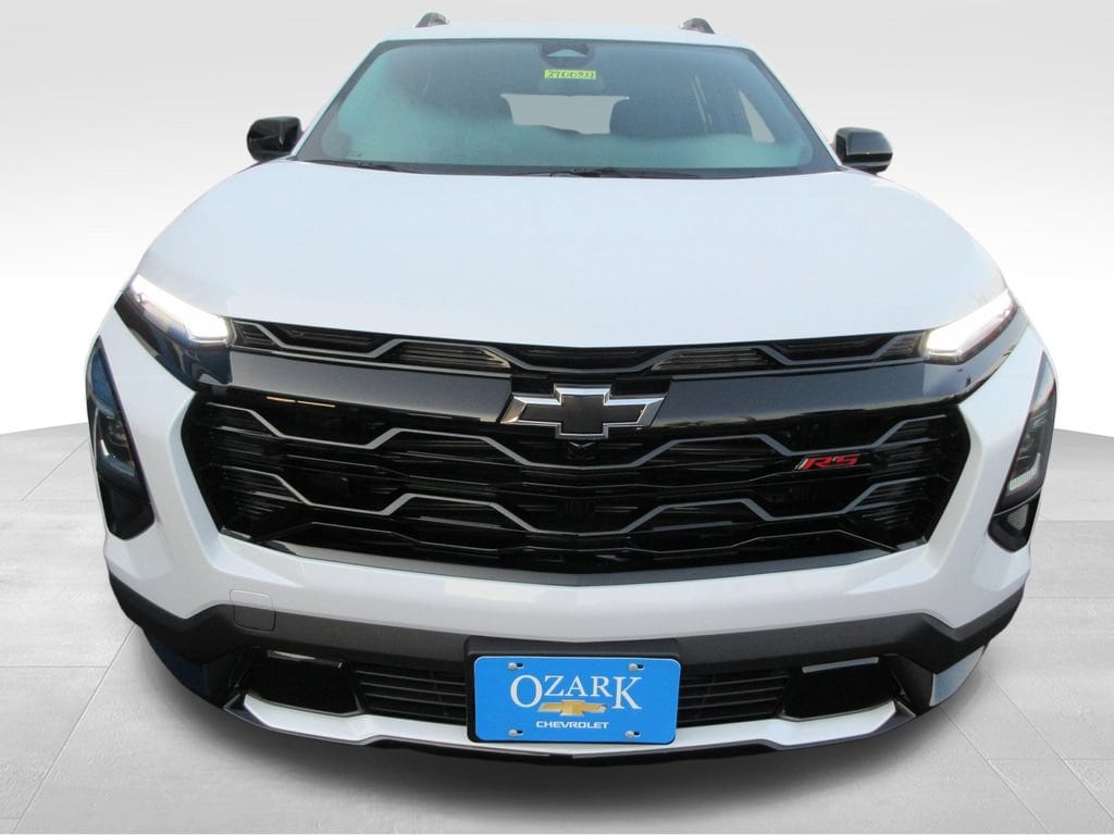 2027 Chevrolet Equinox RS - Photo 8