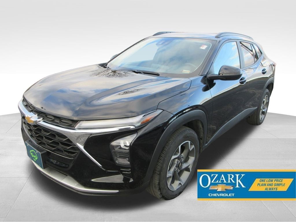 2024 Chevrolet Trax LT's photo