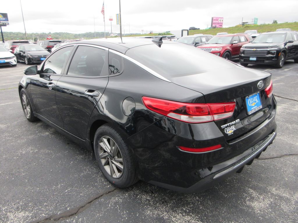 2020 Kia Optima LX SE photo 3