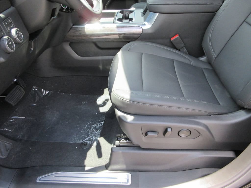 2026 Chevrolet Silverado 3500 HD LTZ - Photo 25