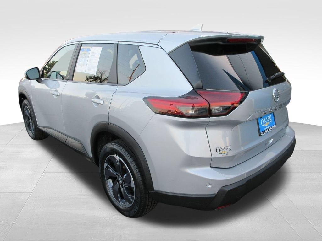 Used 2025 Nissan Rogue SV SUV