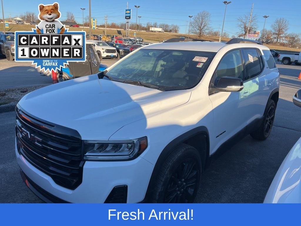 2023 GMC Acadia SLE's photo