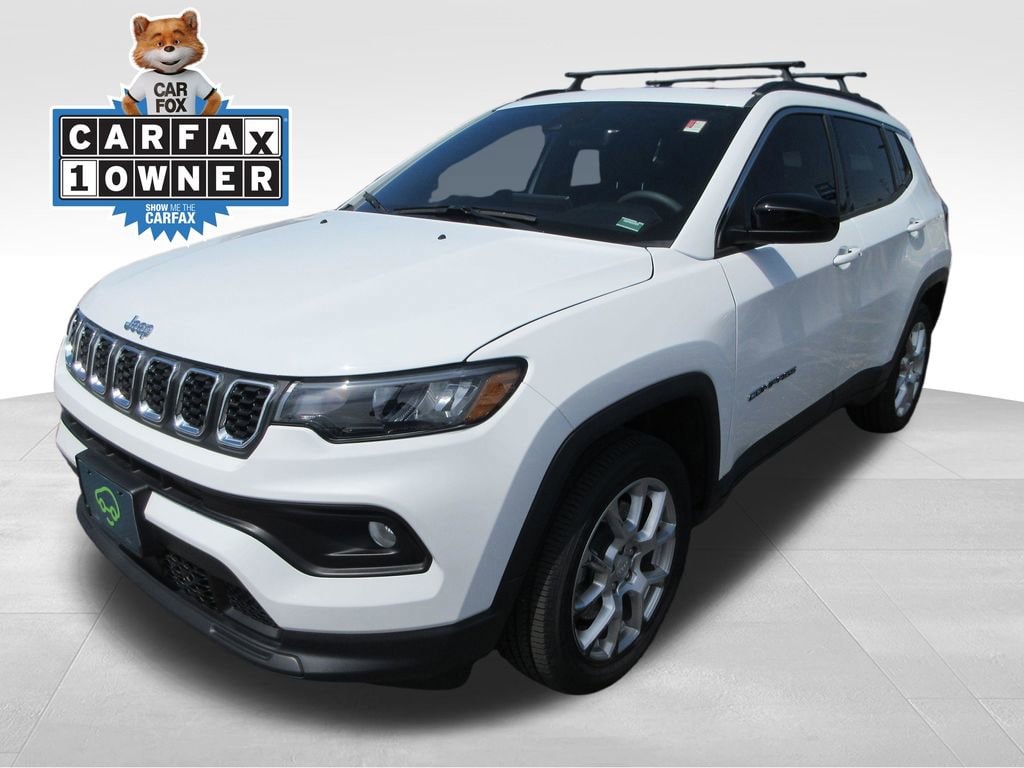 2024 Jeep Compass Latitude Lux 4X4's photo