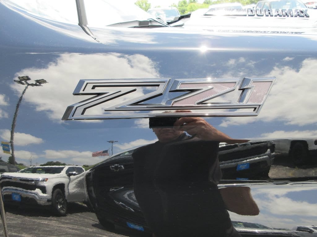 2026 Chevrolet Silverado 3500 HD LTZ - Photo 12