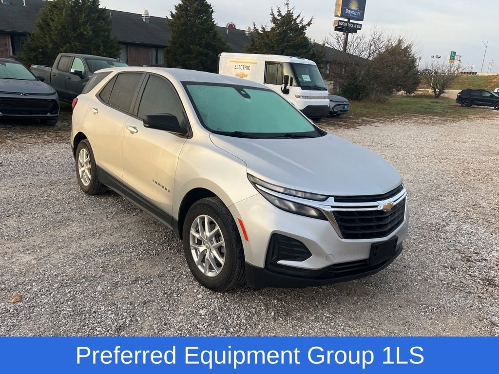 Used 2022 Chevrolet Equinox LS SUV