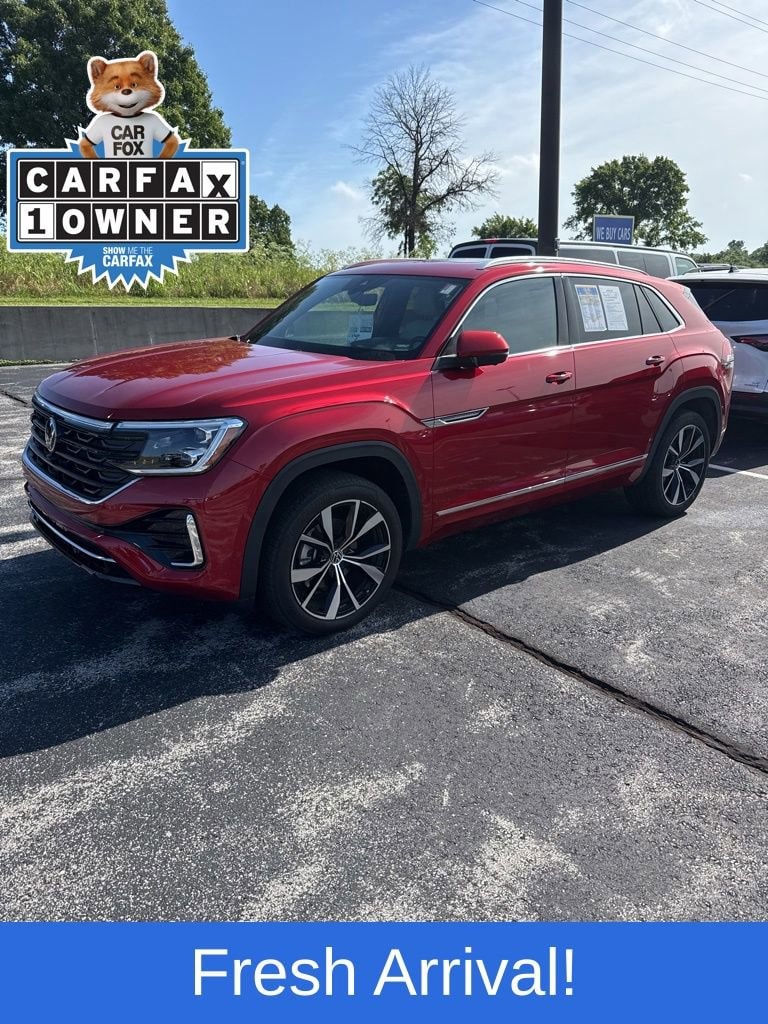 2025 Volkswagen Atlas Cross Sport 2.0T SEL Premium R-Line 4MOTION's photo