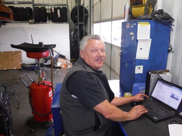 Staff member BILL from fb780cb29ec0