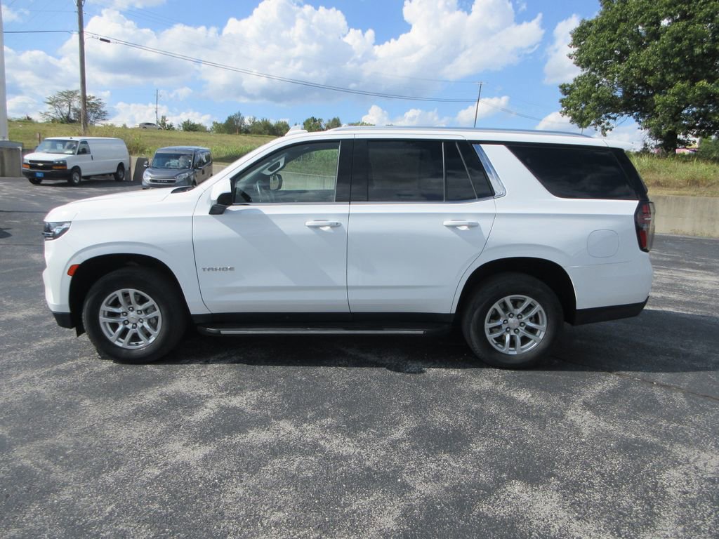 2024 Chevrolet Tahoe LT photo 2
