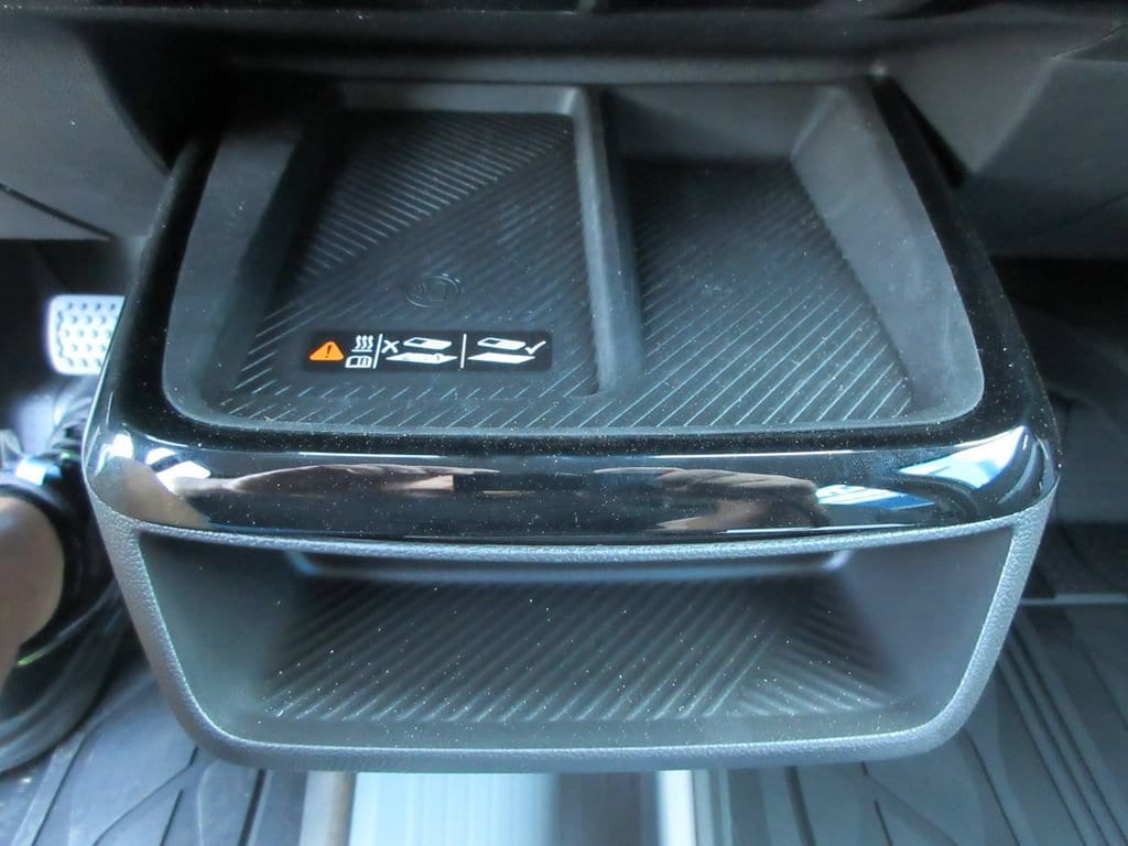 2027 Chevrolet Bolt RS - Photo 31