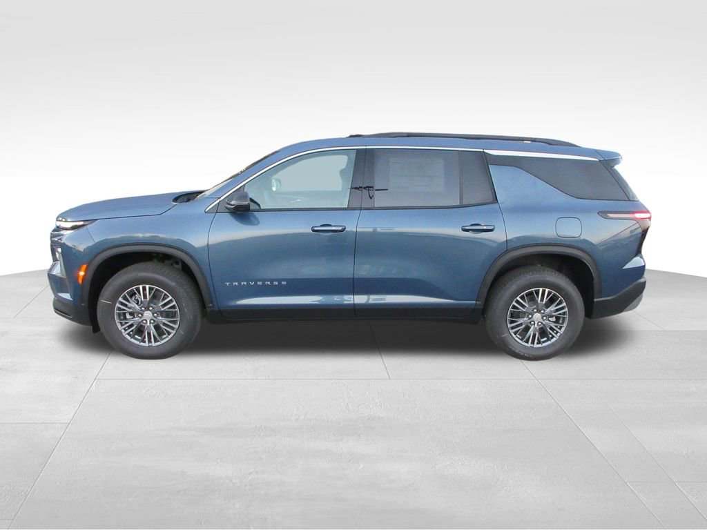 2026 Chevrolet Traverse photo 2