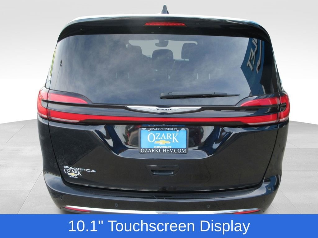 Used 2024 Chrysler Pacifica Touring L Van Passenger Van
