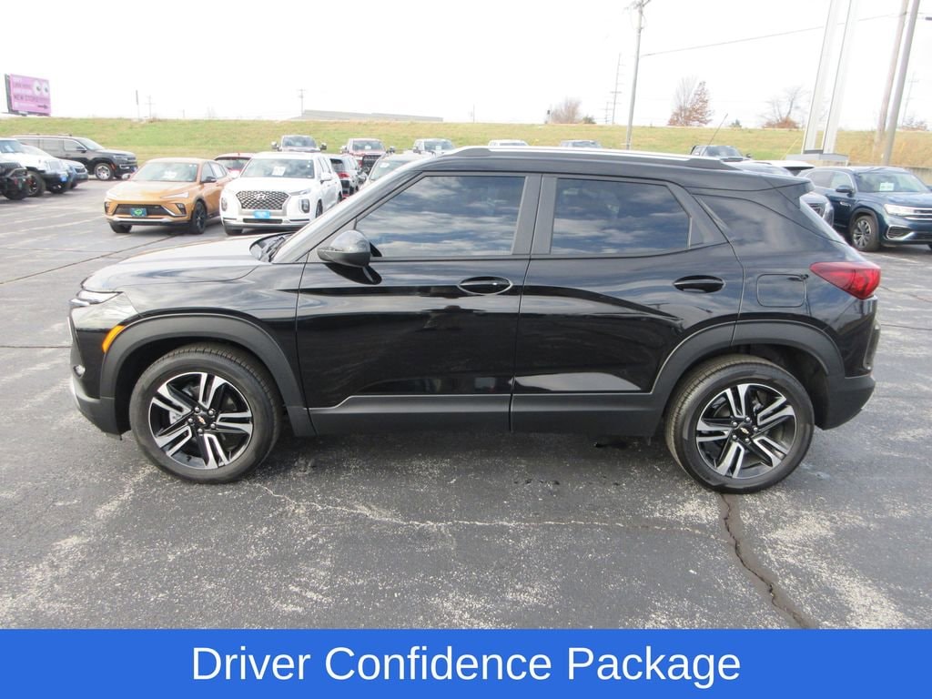 Used 2025 Chevrolet Trailblazer LT SUV