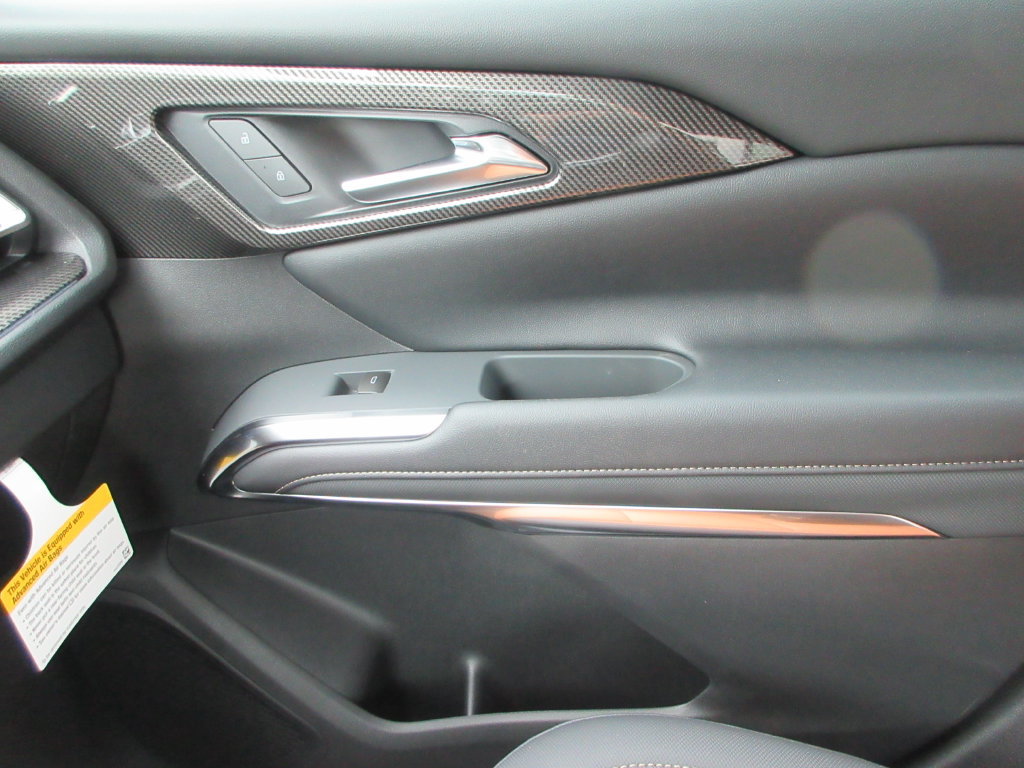 2027 Chevrolet Traverse Z71 - Photo 34