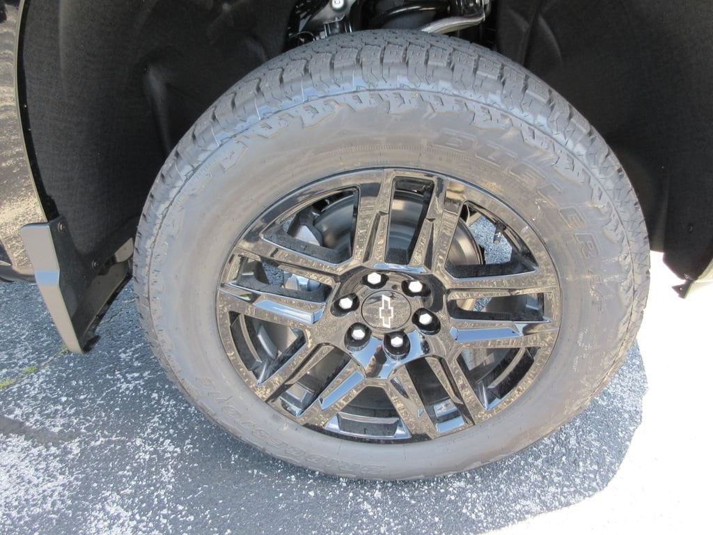 2026 Chevrolet Silverado 1500 LT Trail Boss - Photo 10