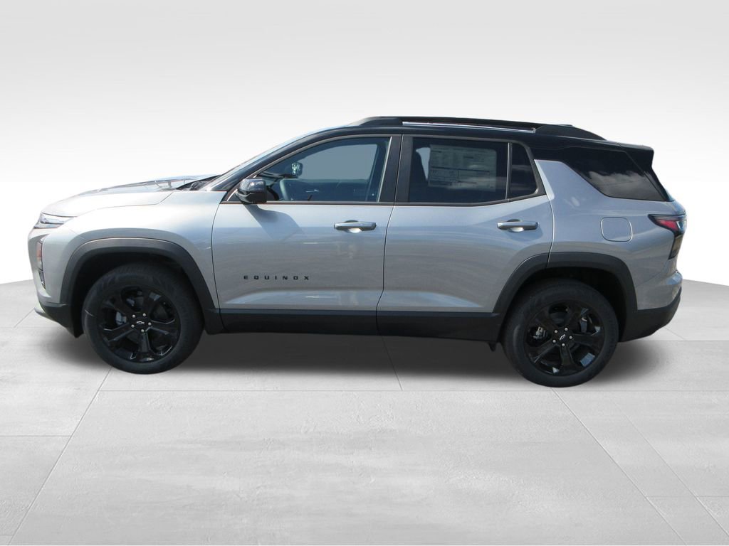 2026 Chevrolet Equinox LT photo 2