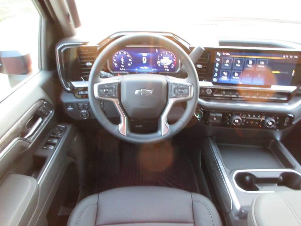 2026 Chevrolet Silverado 3500 HD LTZ - Photo 18