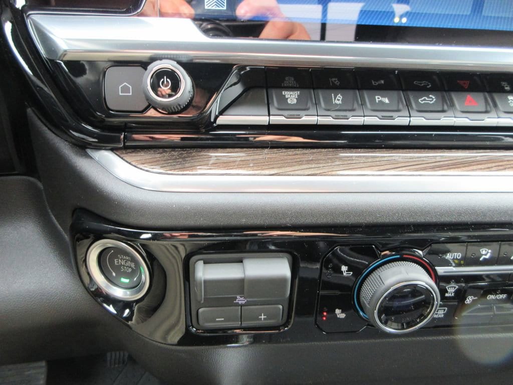 2026 Chevrolet Silverado 3500 HD LT - Photo 31