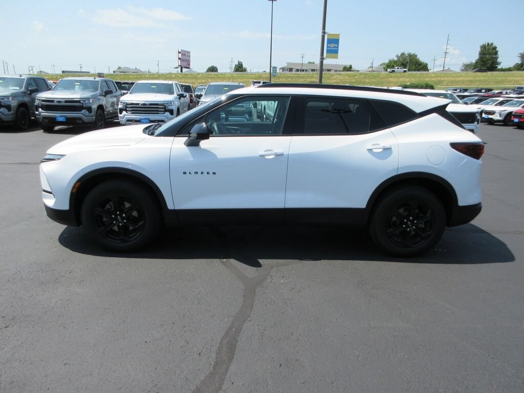 Used 2024 Chevrolet Blazer 2LT SUV