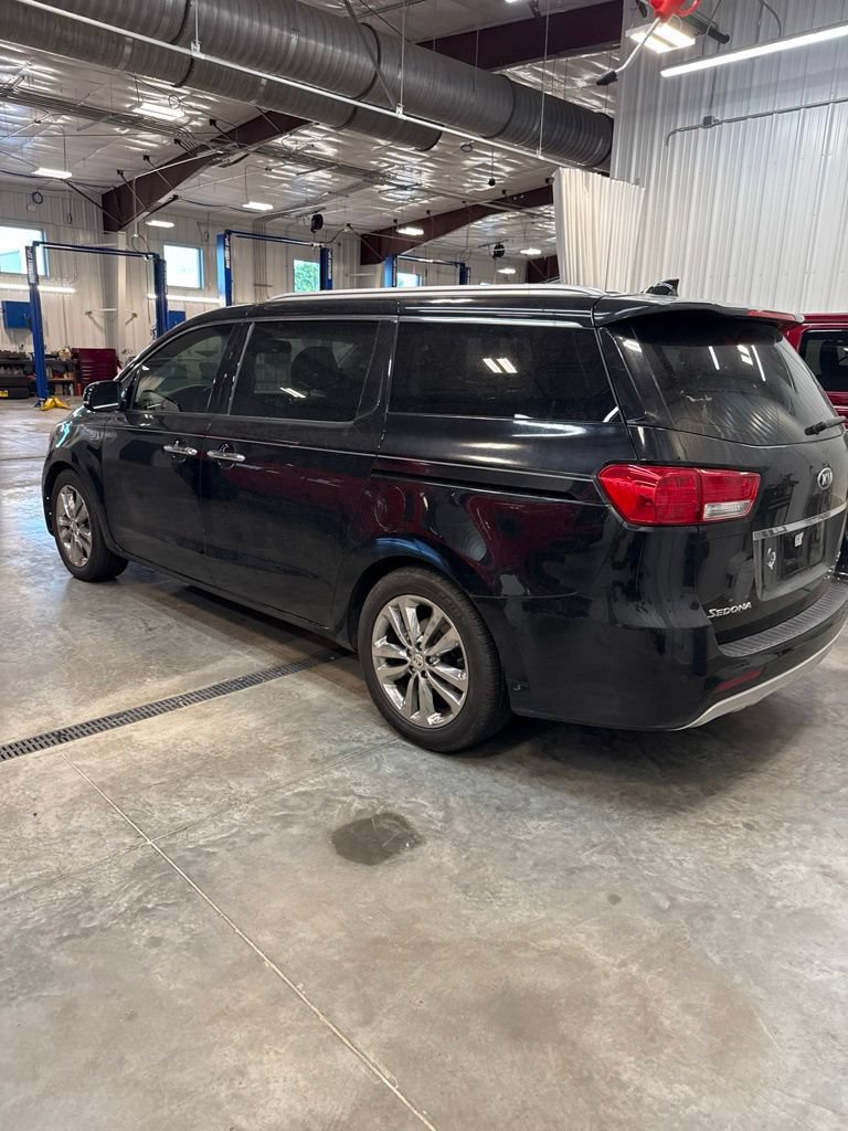 Used 2016 Kia Sedona SX Limited with VIN KNDME5C13G6176052 for sale in Ozark, MO