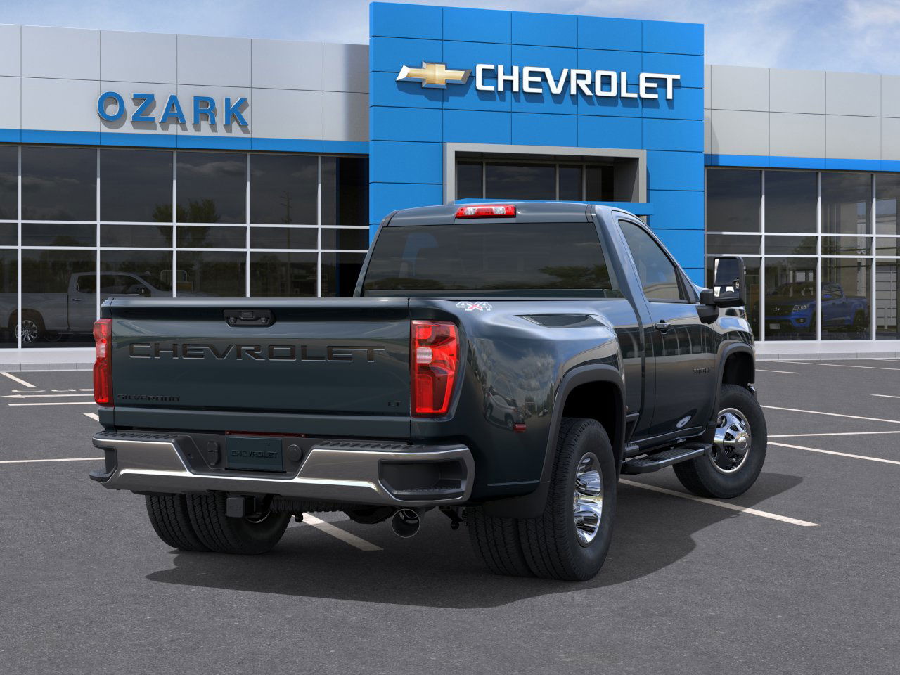 2026 Chevrolet Silverado 3500HD LT photo 4