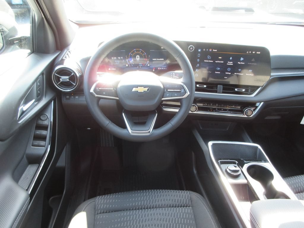 2027 Chevrolet Equinox LT - Photo 13
