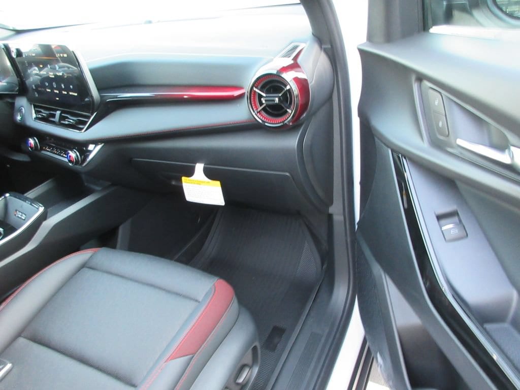 2027 Chevrolet Equinox RS - Photo 19