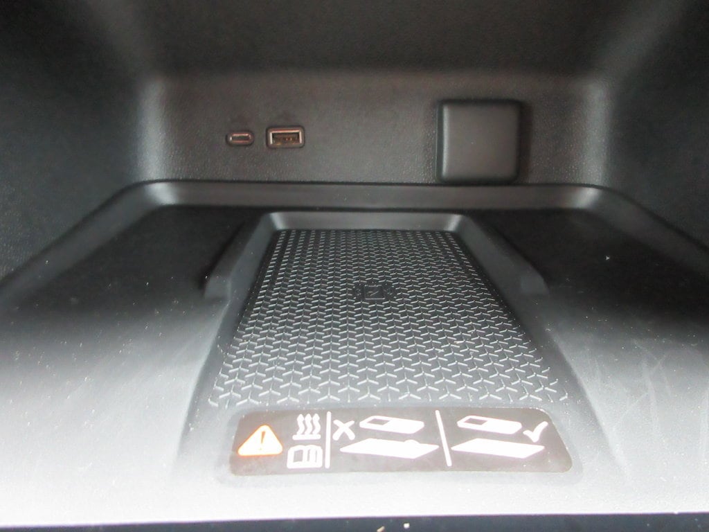 2027 Chevrolet Traverse Z71 - Photo 32