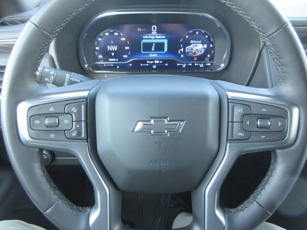 2024 Chevrolet Suburban Z71 - Photo 27