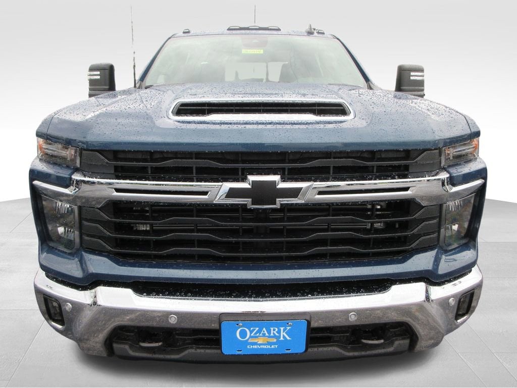 2026 Chevrolet Silverado 3500 HD LT - Photo 9
