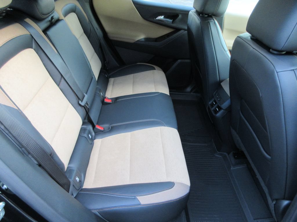 2027 Chevrolet Equinox ACTIV - Photo 17