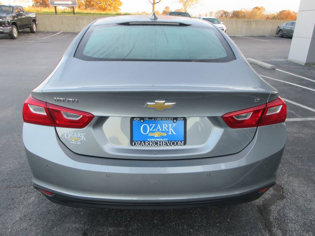 2024 Chevrolet Malibu 1LT photo 4