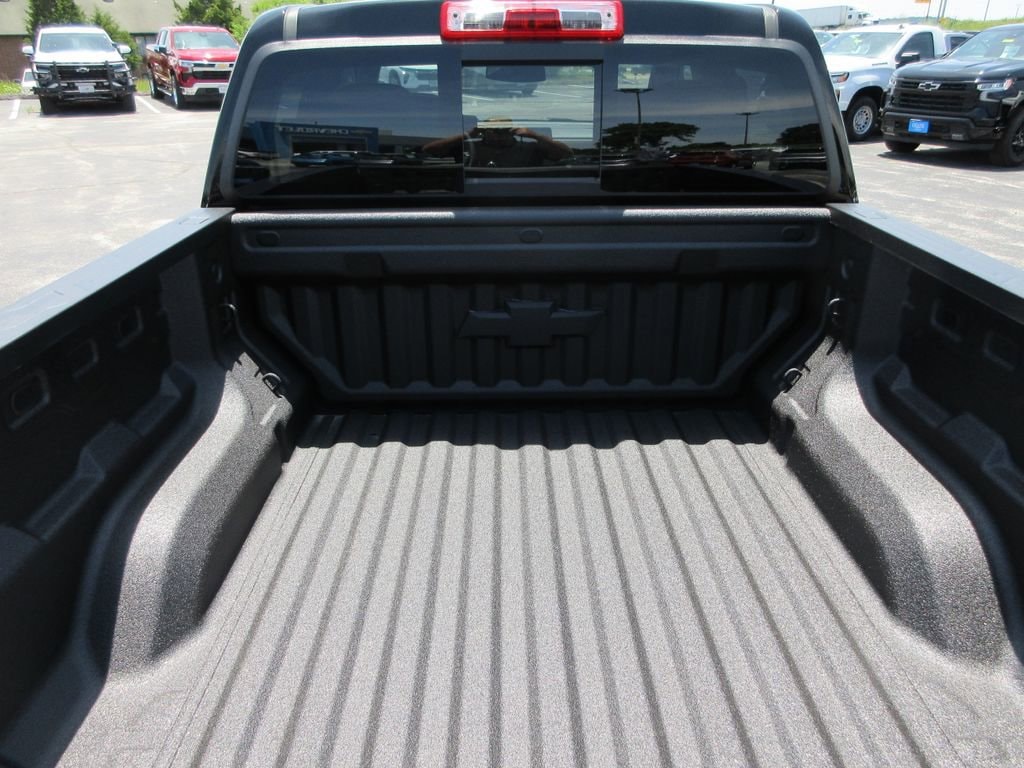 2026 Chevrolet Colorado LT - Photo 11