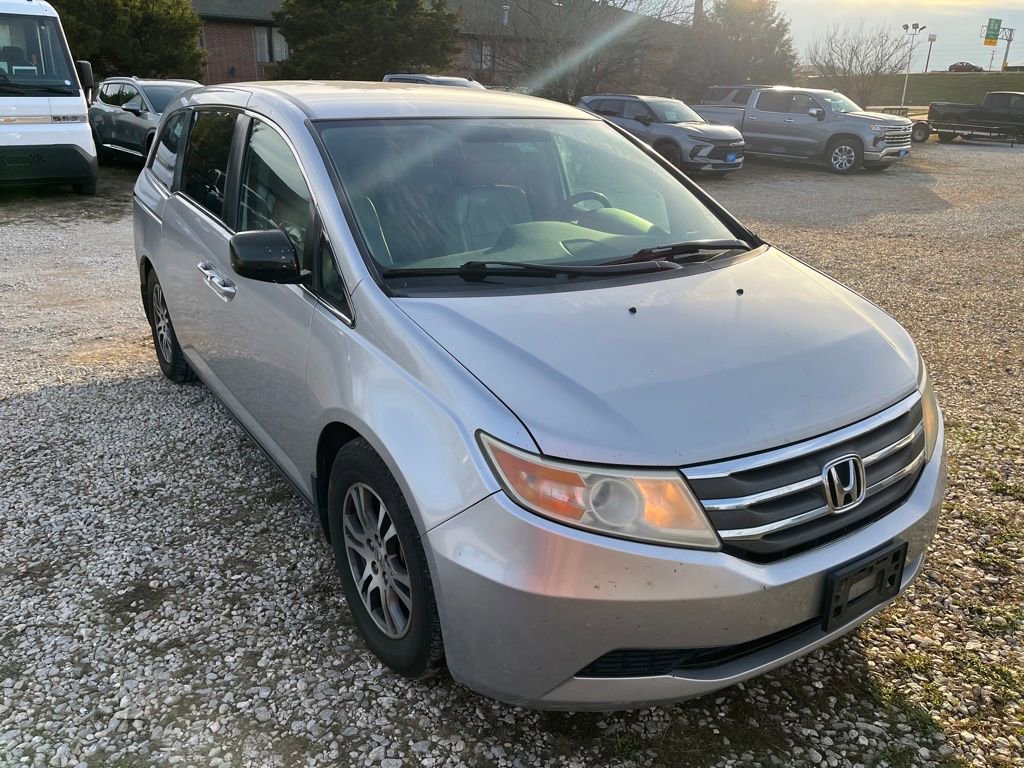 2012 Honda Odyssey EX photo 2