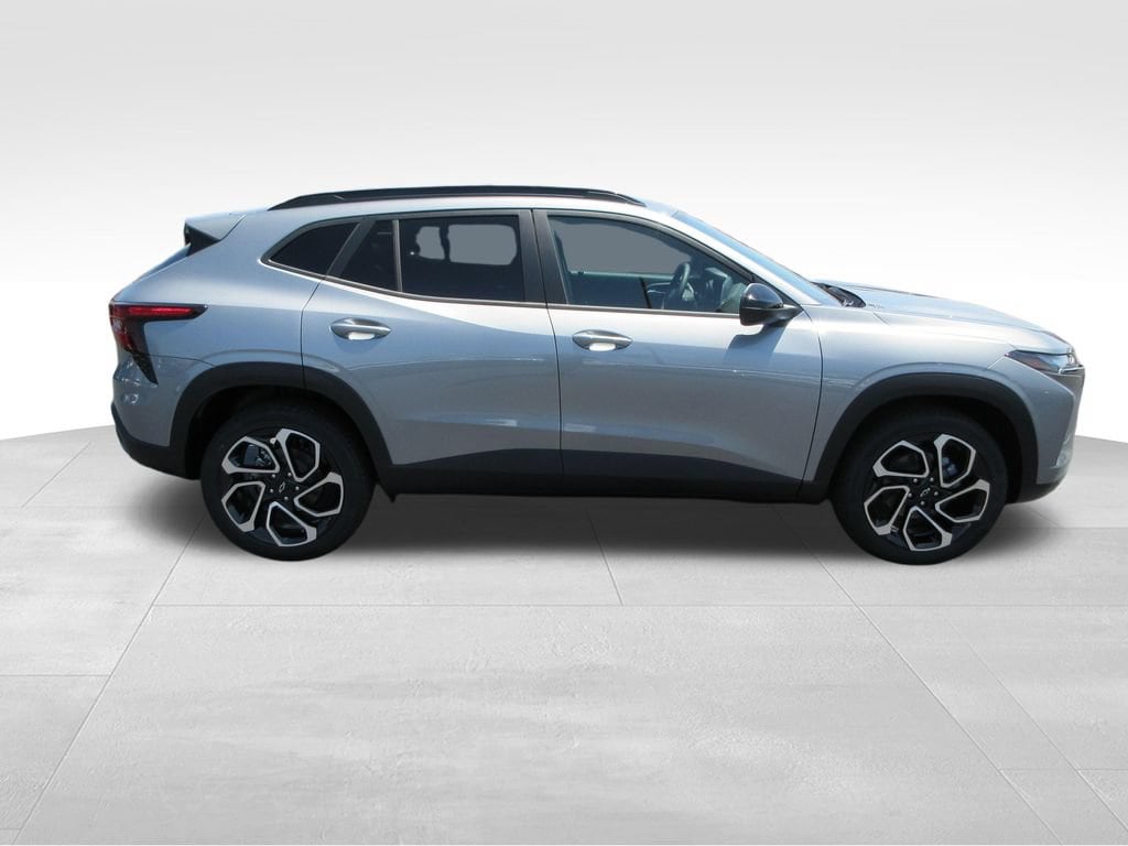 2026 Chevrolet Trax RS - Photo 6