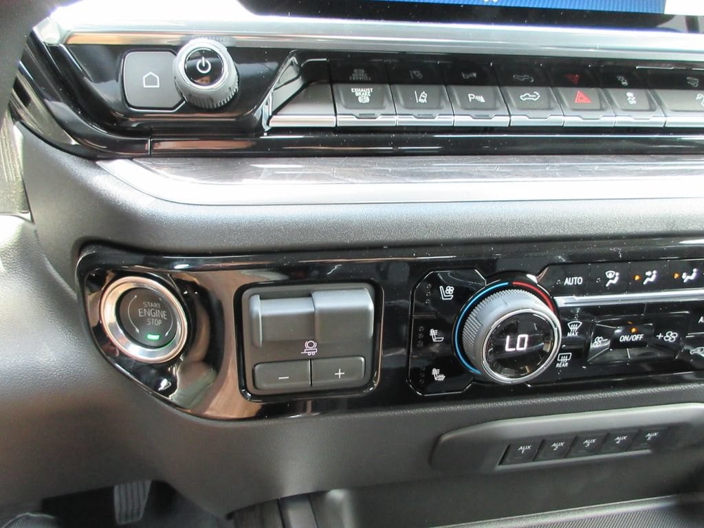2026 Chevrolet Silverado 3500 HD LTZ - Photo 36