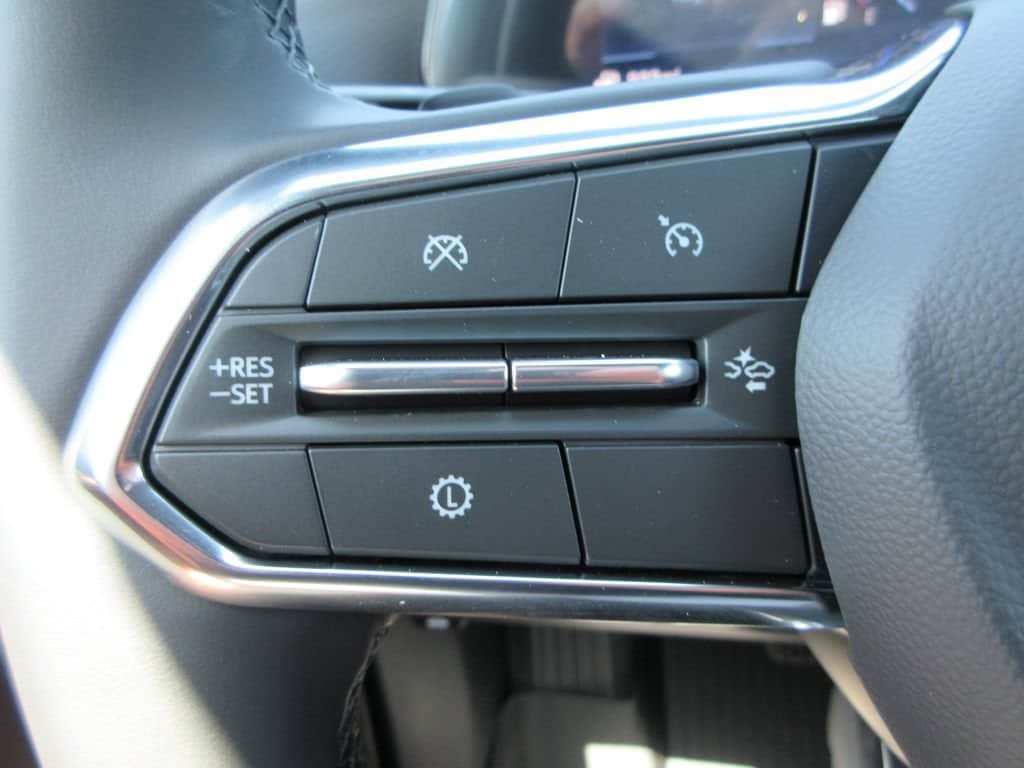 2027 Chevrolet Equinox LT - Photo 24