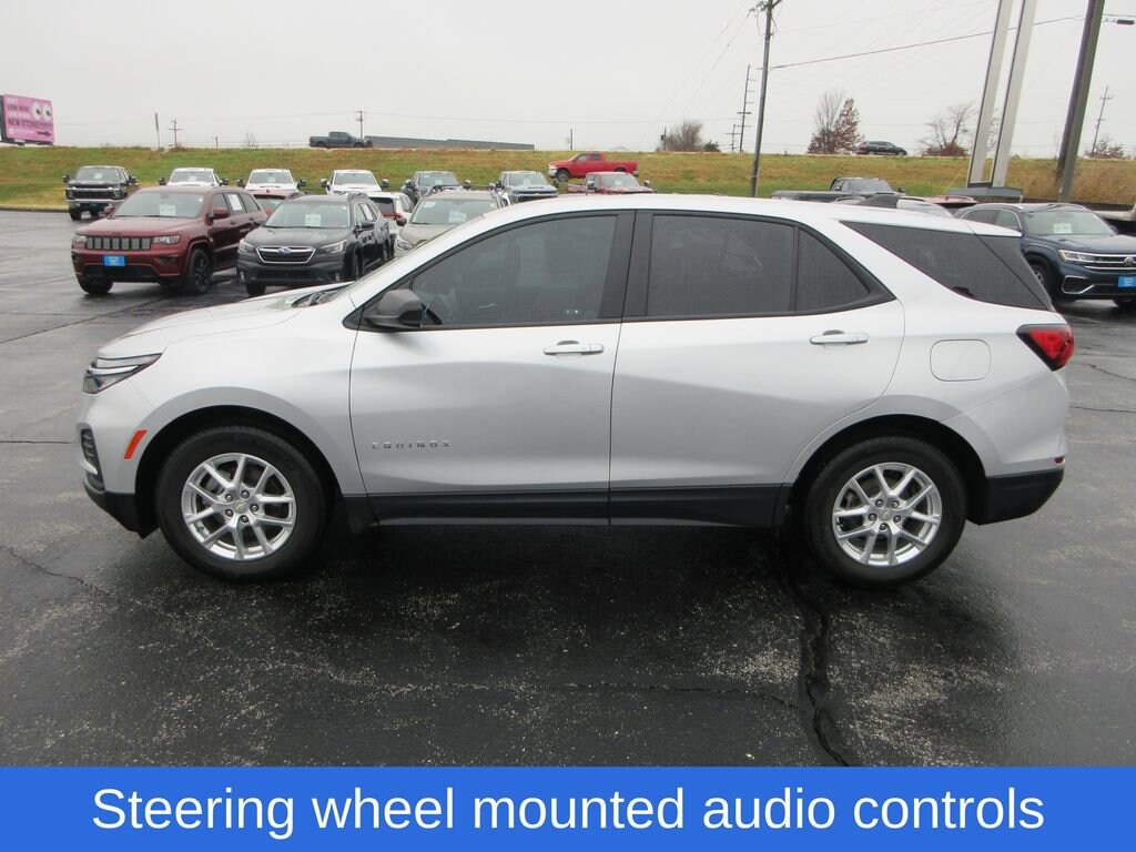 Used 2022 Chevrolet Equinox LS SUV