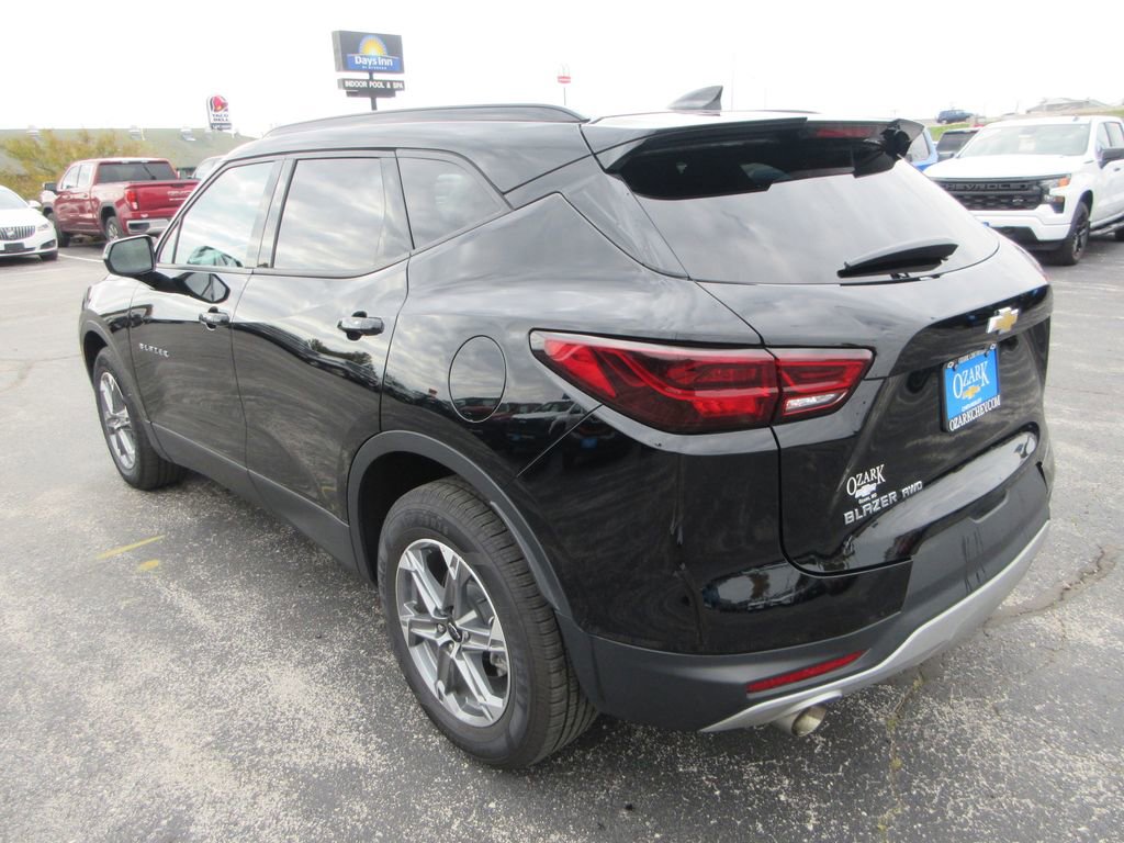 2023 Chevrolet Blazer 3LT photo 3