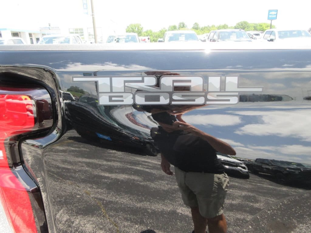 2026 Chevrolet Silverado 3500 HD LTZ - Photo 13