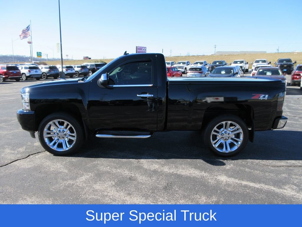 Used 2008 Chevrolet Silverado 1500 1LT with VIN 1GCEK14048Z196757 for sale in Ozark, MO