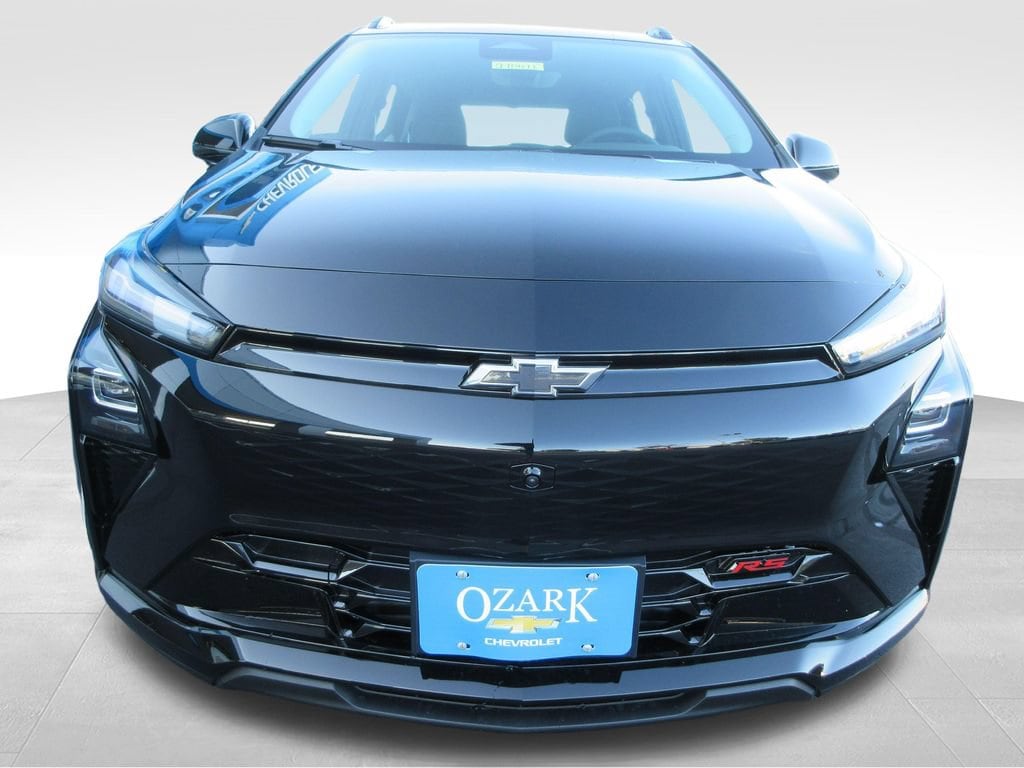 2027 Chevrolet Bolt RS - Photo 8