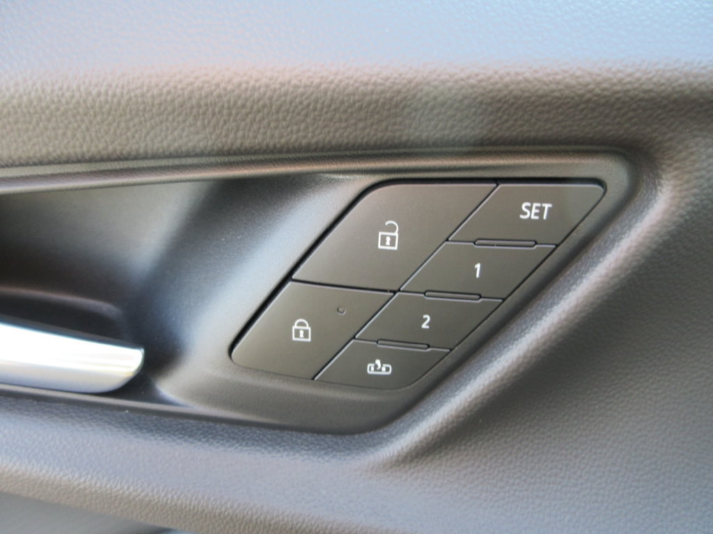 2027 Chevrolet Equinox RS - Photo 23